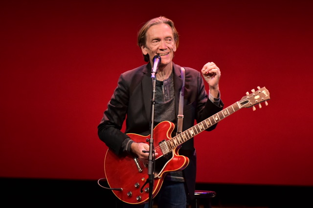 GE Smith's PORTRAITS with Billy Squier