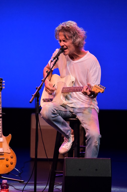 GE Smith's PORTRAITS with Billy Squier